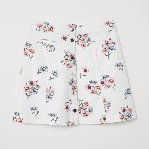 H&M Dresses & Skirts - SOLD‼️H&M A Line Floral Print Jean Button Up Skirt